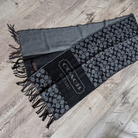 Coach Classic Wool Scarf - Picture 5 of 8
